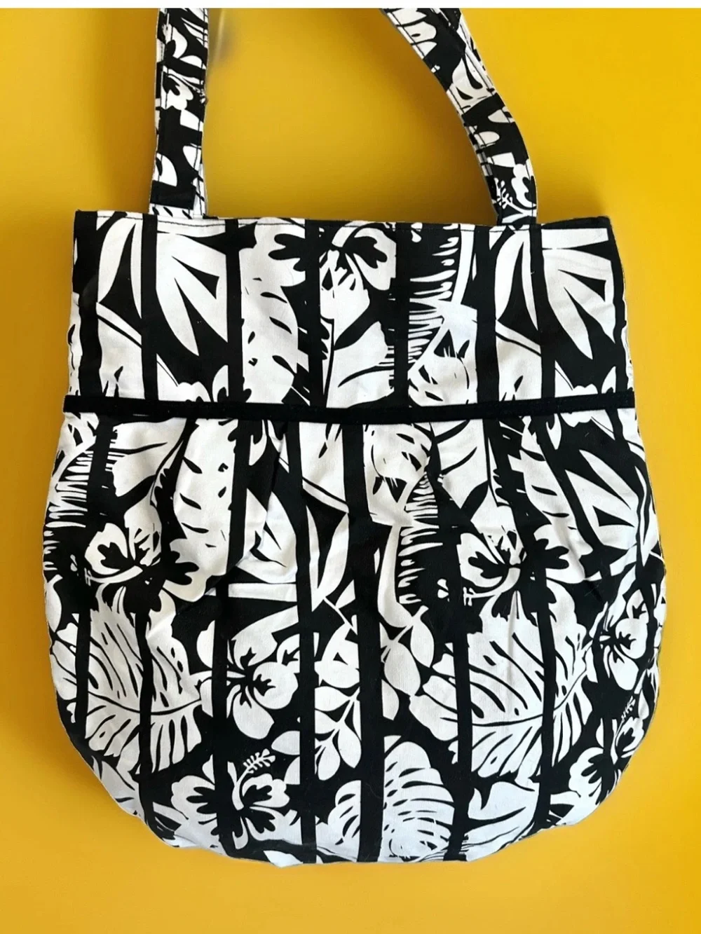Woman Within Tropical Floral 100% Cotton Tote Black/White Button/Pleated Detail